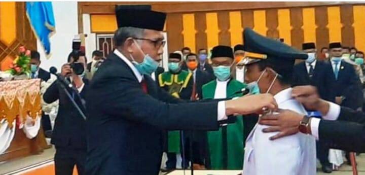 Pelantikan Tgk.Amran Sebagai Bupati Aceh Selatan Berjalan Sesuai Protokol Kesehatan