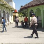 Dalam Menyambut New Normal Brimob Yon C Pelopor Melaksanakan Penyemprotan Disinfectant Dikecamatan Klut Utara