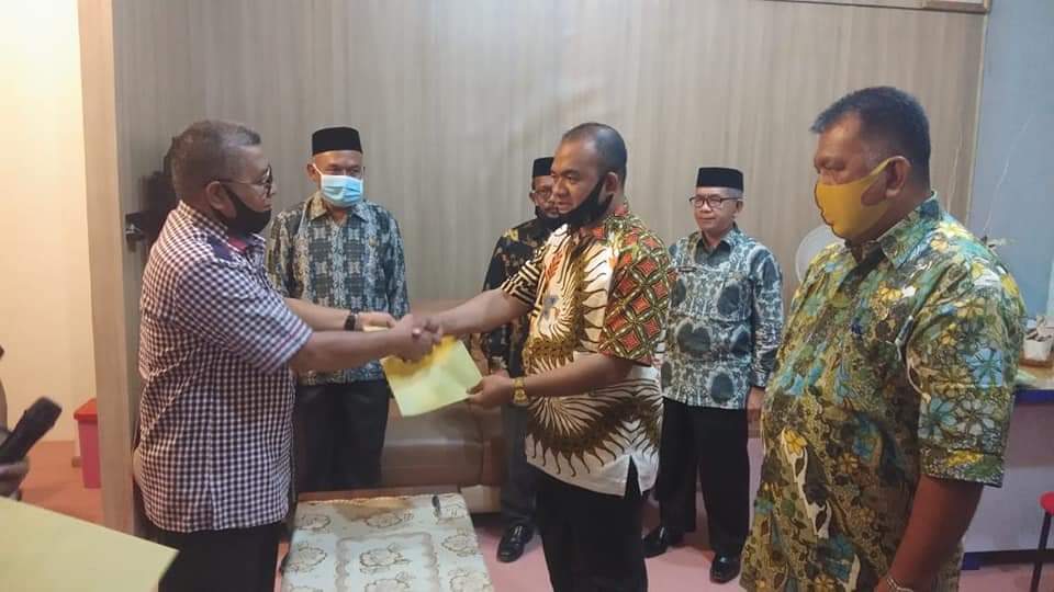 Bupati  Simeulue Perpanjang SK Plt Kadis PUPR dan Kepala DLH