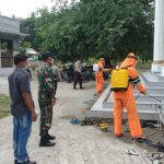 Brimob Aceh Bakti Sosial Penyemprotan Disinsfektan Di Lingkungan Mesjid