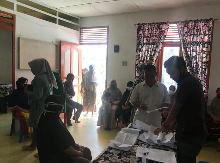 Sempat Didemo Masyarakat, Akhirnya Perangkat Gampong Gunung Kerambil Salurkan BLT