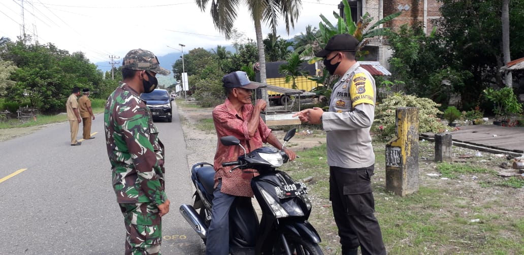 Polsek Pasie Raja Gelar Operasi Yustisi dan Pembinaan Protkes