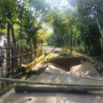Seorang Warga Samadua Terperosok di Jalan Ambruk