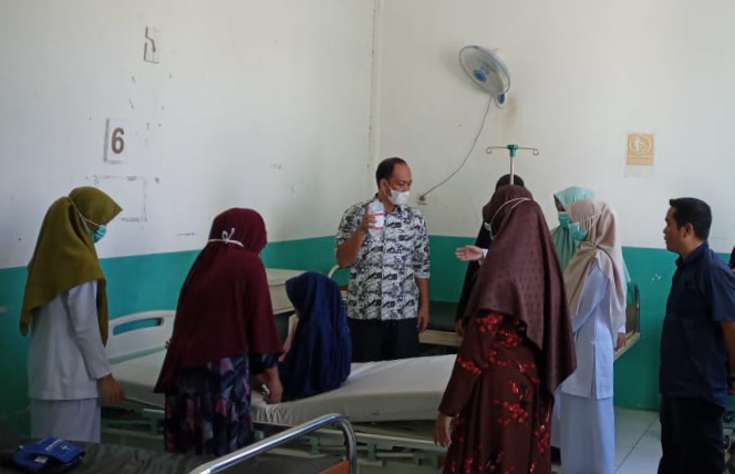 Anita Safitri Gadis Lawe Cimanok Berjuang Sembuh Dari Patah Tulang Belakang,Keluarga Harapkan Uluran Tangan Dermawan