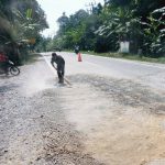 PJN Aceh Perbaiki Jalan Nasional yang Rusak di Aceh Selatan
