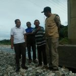 Ketua Komisi II DPRA Tinjau Pintu Irigasi di Labuhanhaji Barat