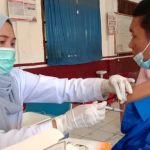 Sejumlah Siswa SMK Negeri 1 Kluet Selatan Divaksin