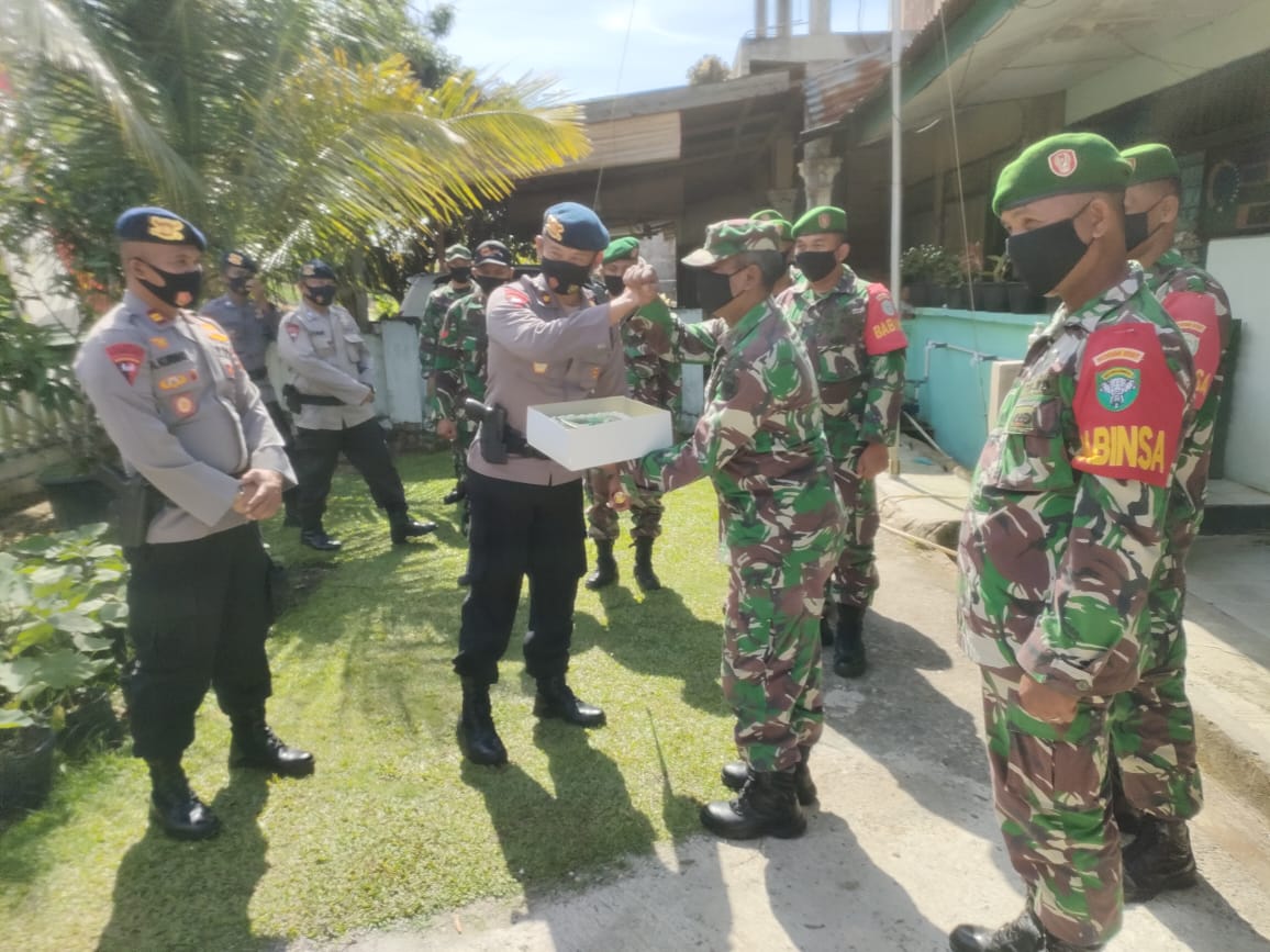 Hut TNI Ke -76, Komandan Batalyon C Pelopor Sat Brimob Polda Aceh Silahturahmi Ke Koramil 09 Trumon