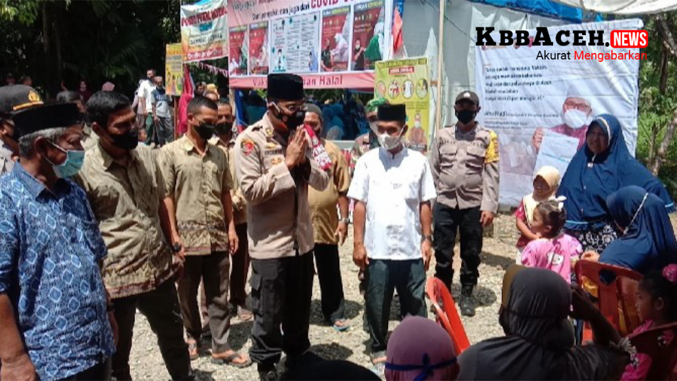 Warga Alurmas Antusias Ikuti Vaksinasi Covid-19, Kapolres Aceh Selatan Tinjau Pelaksanaannya