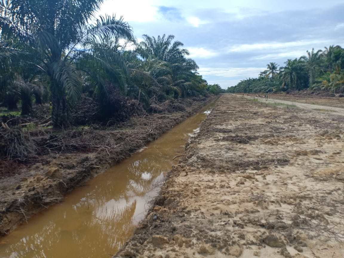 Pembangunan Jalan Pasie Lembang – Kedai Rundeng Diduga Serobot Tanah Warga