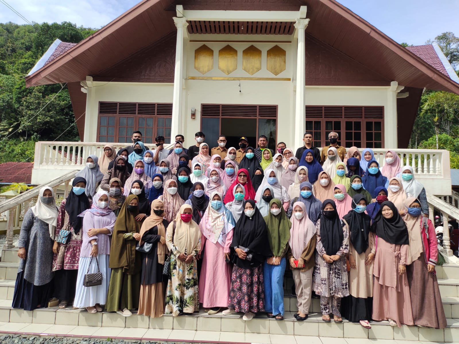 Pemkab Aceh Selatan Gelar Pelatihan Jahit Menjahit, Pembuatan Roti dan Kue Kering