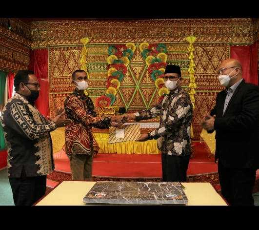 Pemkab Aceh Selatan Hibah  Tanah dan Bangunan kepada  KIP