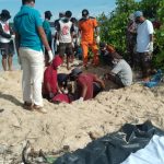 Tim Penjemput Sedang Membawa Pulang Jenazah Almarhum Teguh Wijaya