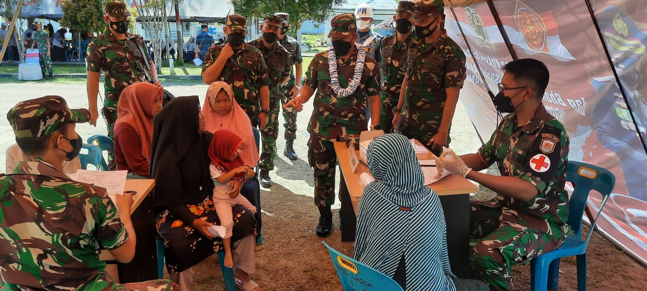 Danlantamal I Tinjau Gerai Vaksinasi Maritim Dalam Kunjungan Kerjanya Di Mako Lanal Simeulue