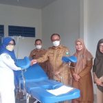 DP3AKB Aceh Selatan Serahkan Sarana Kerja dan Sarana Medis KB Kepada Petugas PKB/PLKB