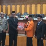 DPRK Asel Gelar Rapat Paripurna LKPJ Bupati Tahun 2021, Ketua Pansus II Zamzami dan Ketua Pansus IV Hadi Surya