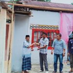 H. Mirwan Salurkan Bantuan Kepada  Korban Angin Kencang  di Labuhanhaji Timur