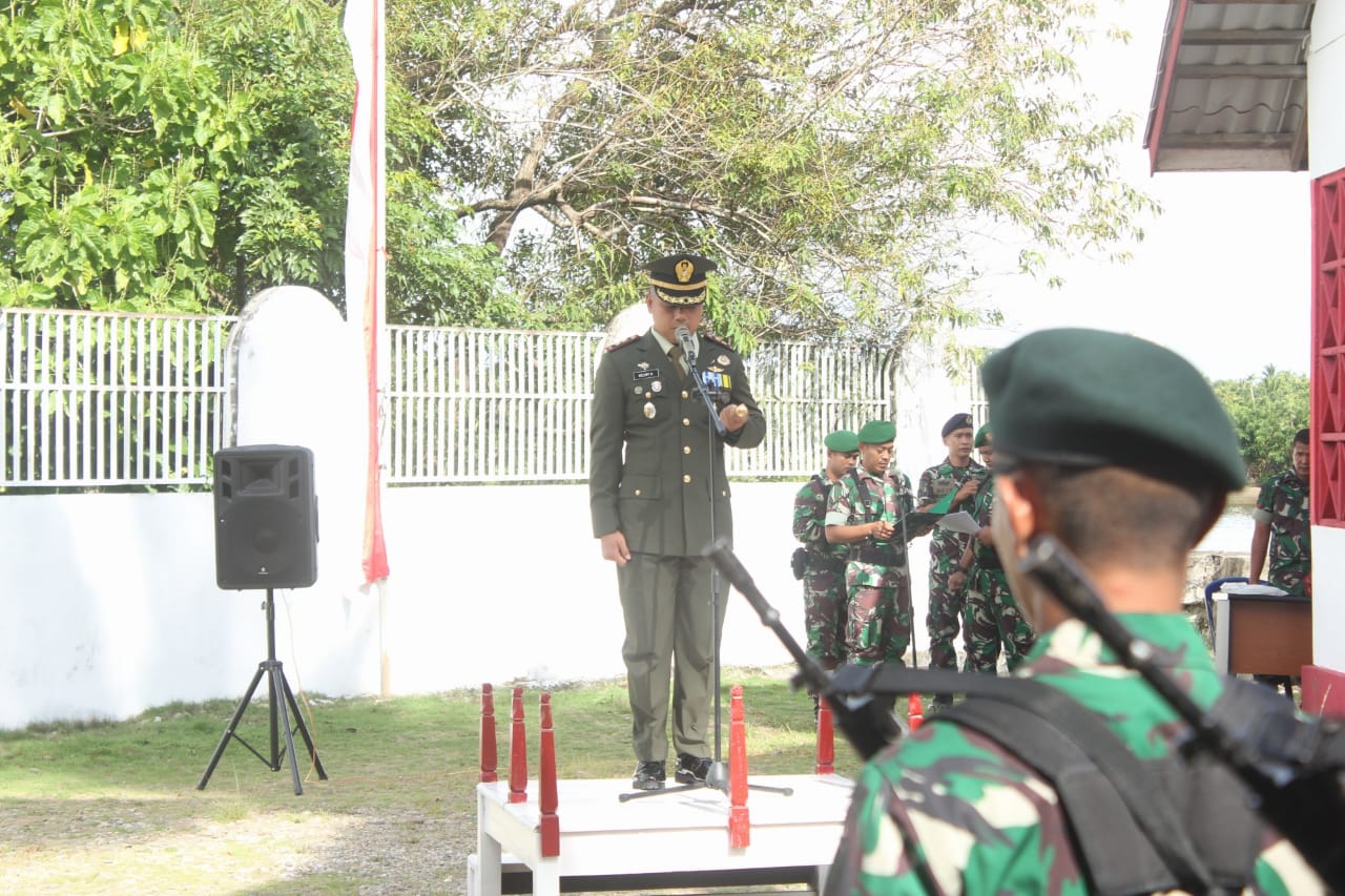 Dandim 0107/Asel  Pimpin Upacara Ziarah dan Tabur Bunga di Makam Pahlawan Teuku Cut Ali