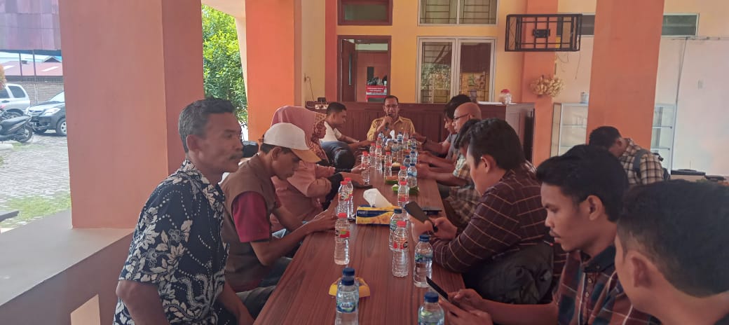 Sekda  Cut Syazalisma Apresiasi Semua Pihak dalam Penanganan Musibah Banjir di Aceh Selatan