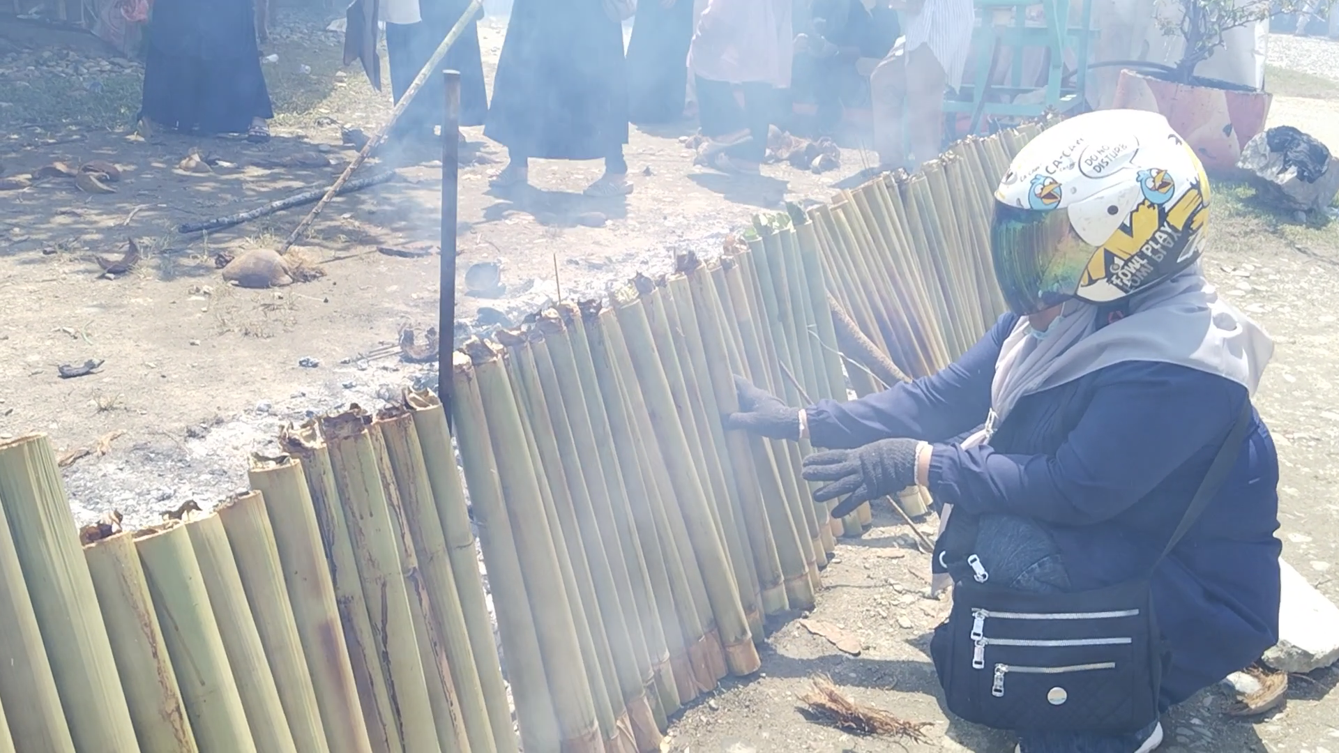 Samadua Tampilkan Demo Masak Lemang Terpanjang Mencapai 280 Batang