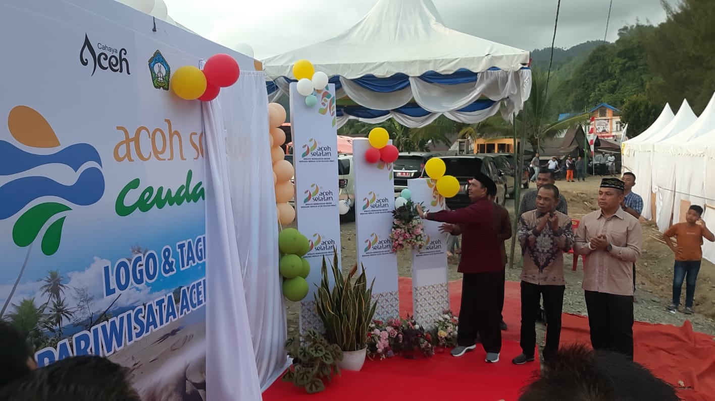 Bupati Tgk. Amran Lounching Logo dan Tagline Pariwisata Aceh Selatan