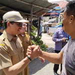 Respon Keluhan Pedagang, Bupati Tgk. Amran : Kita Atasi Sebelum Bulan Puasa 