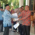 310 PNS di Tiga Kabupaten/Kota Terima SK Kenaikan Pangkat dan Pensiun