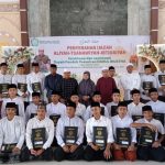 Santri Dayah Darul Wustha Labuhanhaji Barat Terima Ijazah Ibtidayyah, Tsanawiyah dan Aliyah