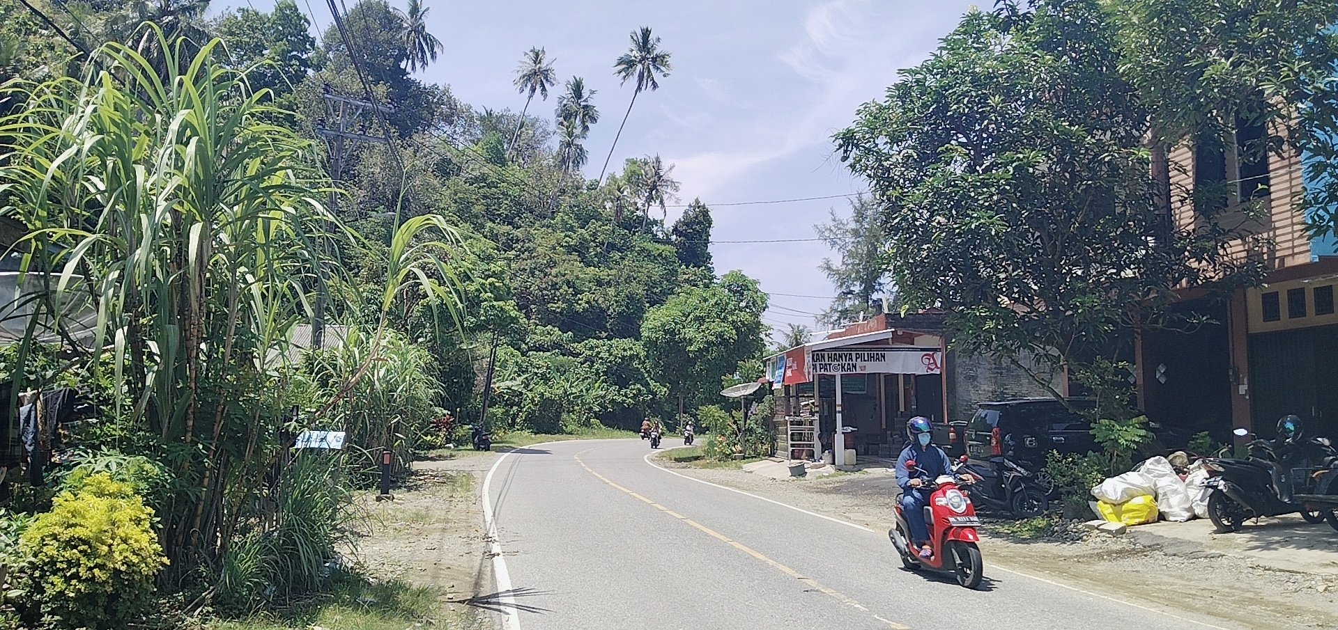 Masyarakat Tapaktuan Minta Dibangun Box Calvert di Jalan Nasional