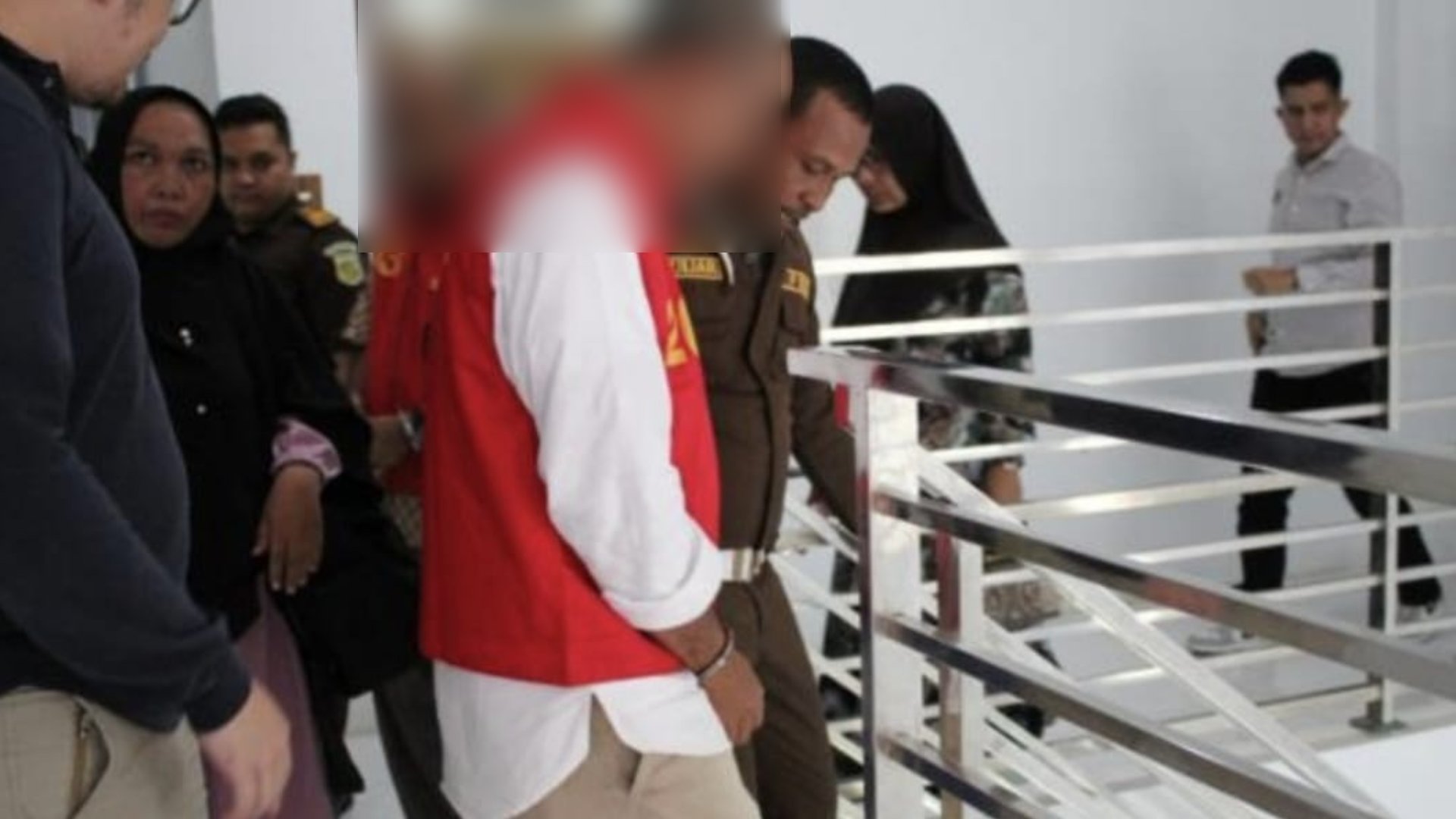 Diduga Korupsi Dana BOKB, Mantan Pejabat Aceh Selatan Ditahan