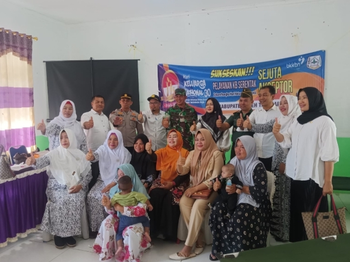 Peringati HKN, Puskesmas Dan DPP-KB Di Aceh Tenggara Serentak Memberikan Pelayanan KB Gratis