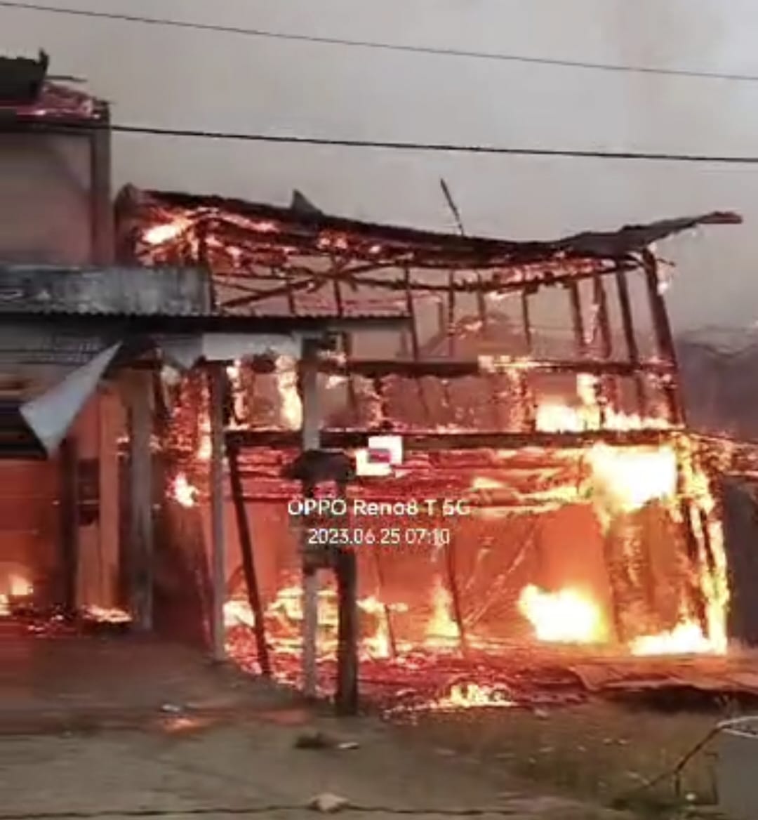 Api Menghanguskan Lima Rumah Warga Di Krueng Luas Aceh Selatan