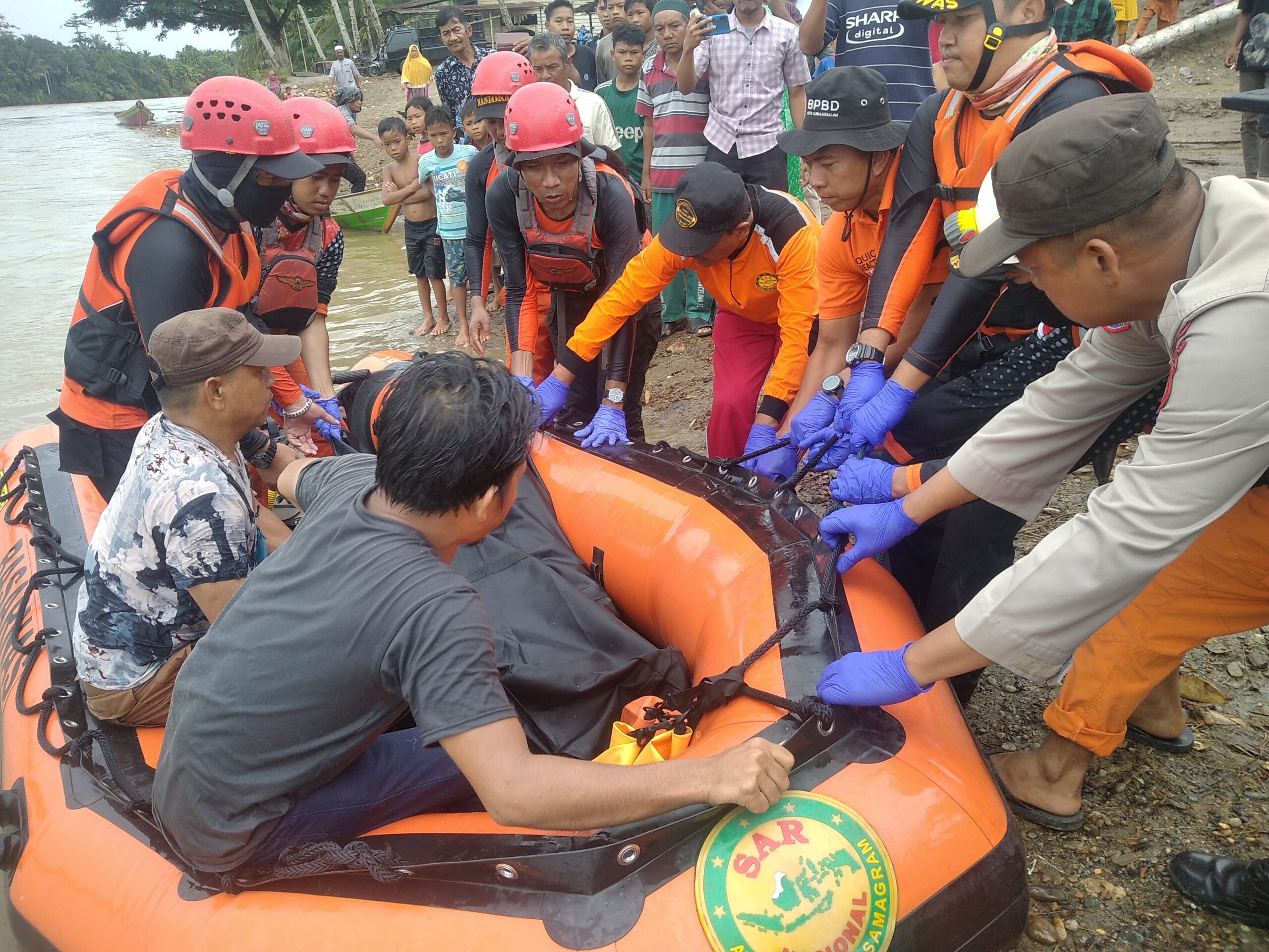 Pencarian Hari ke 3 Korban Tenggelam Disungai Soraya Ditemuka Meninggal Dunia.
