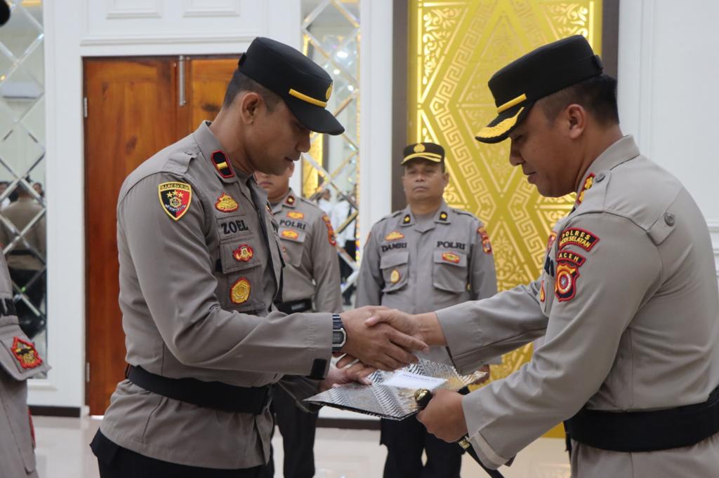 Polres Aceh Selatan Beri Penghargaan kepada 18 Personil Berprestasi