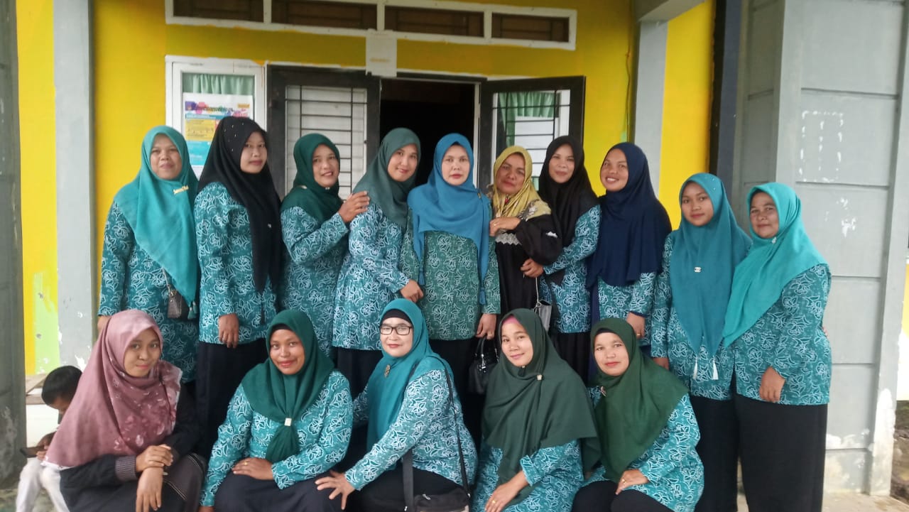 Tim Penggerak PKK Kecamatan Blangpegayon, Gayo Lues Menggelar Silaturahmi