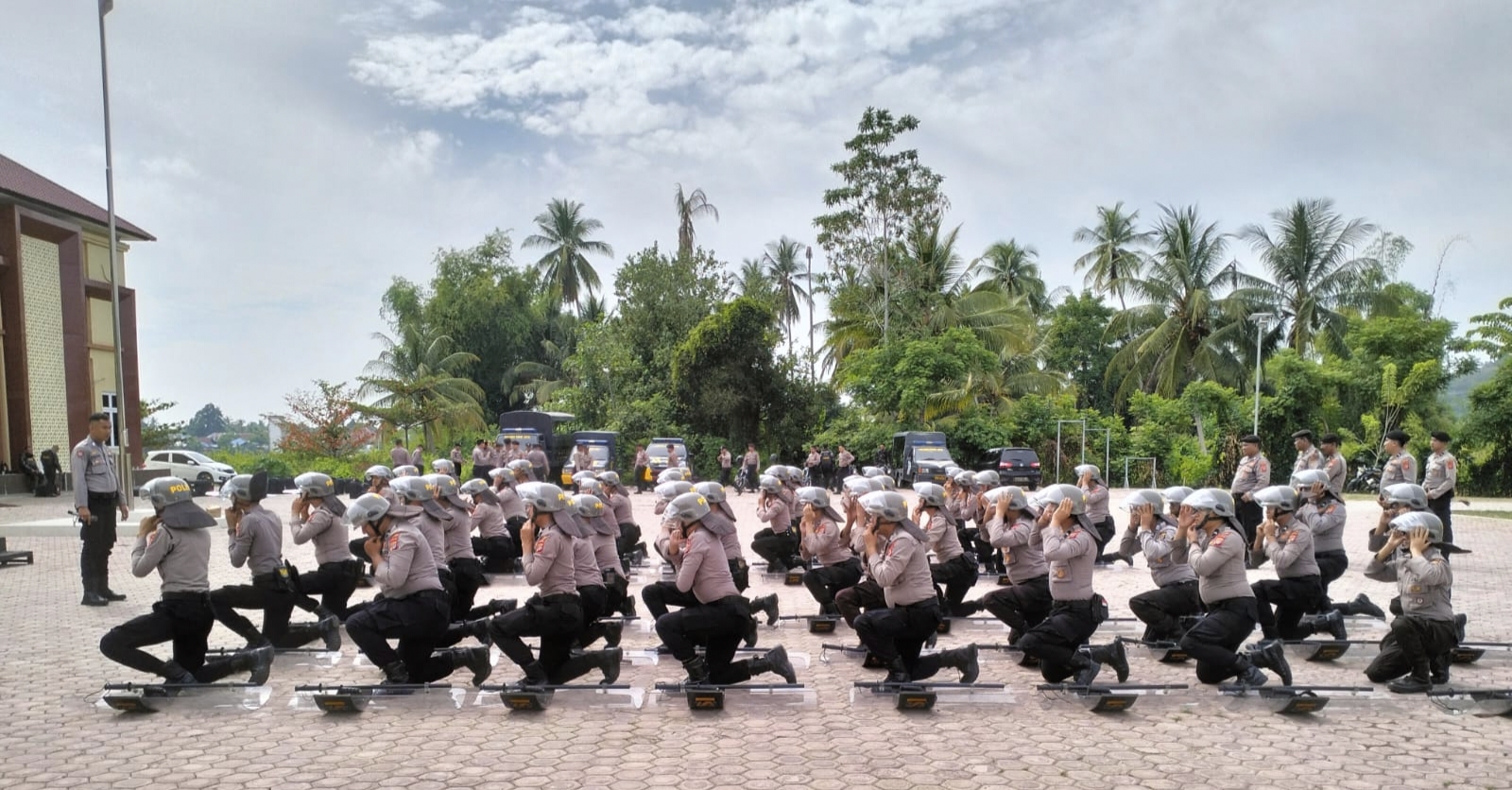 Jelang Pemilu 2024, Sat Samapta Polres Pidie Jaya Gelar Latihan Dalmas