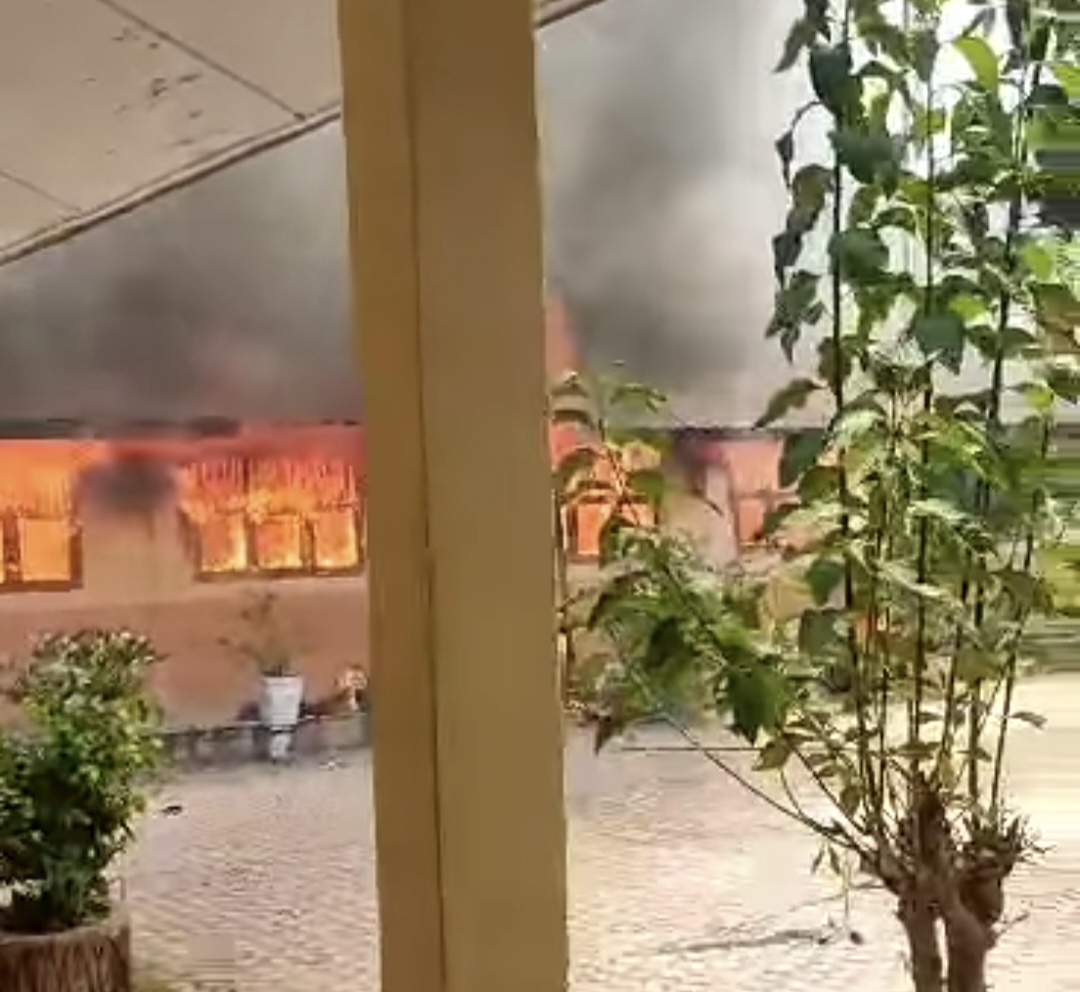 Gedung SDN I Lhok Pawoh,Aceh Selatan Hangus Dilahap Sijago Merah