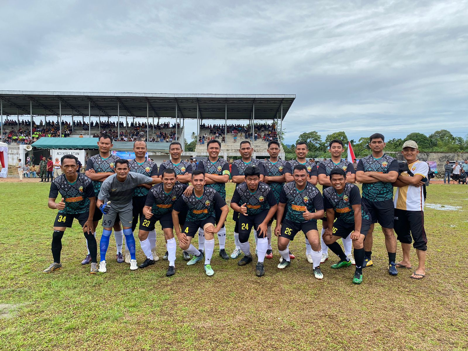 Turnamen Bola Kaki Cup, Kapolres Aceh Selatan Jadi Kapten kesebelasan Team Legend Bhayangkara