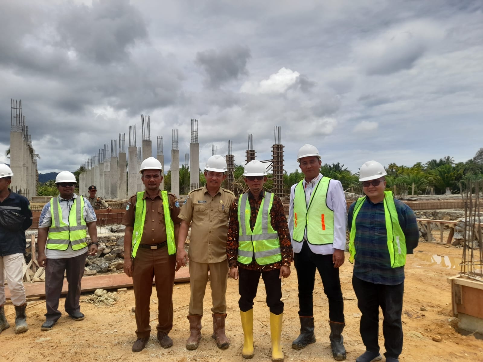 Diakhir Masa Jabatan Bupati Tgk. Amran Tinjau Progres Pembangunan Rumah Sakit Pratama