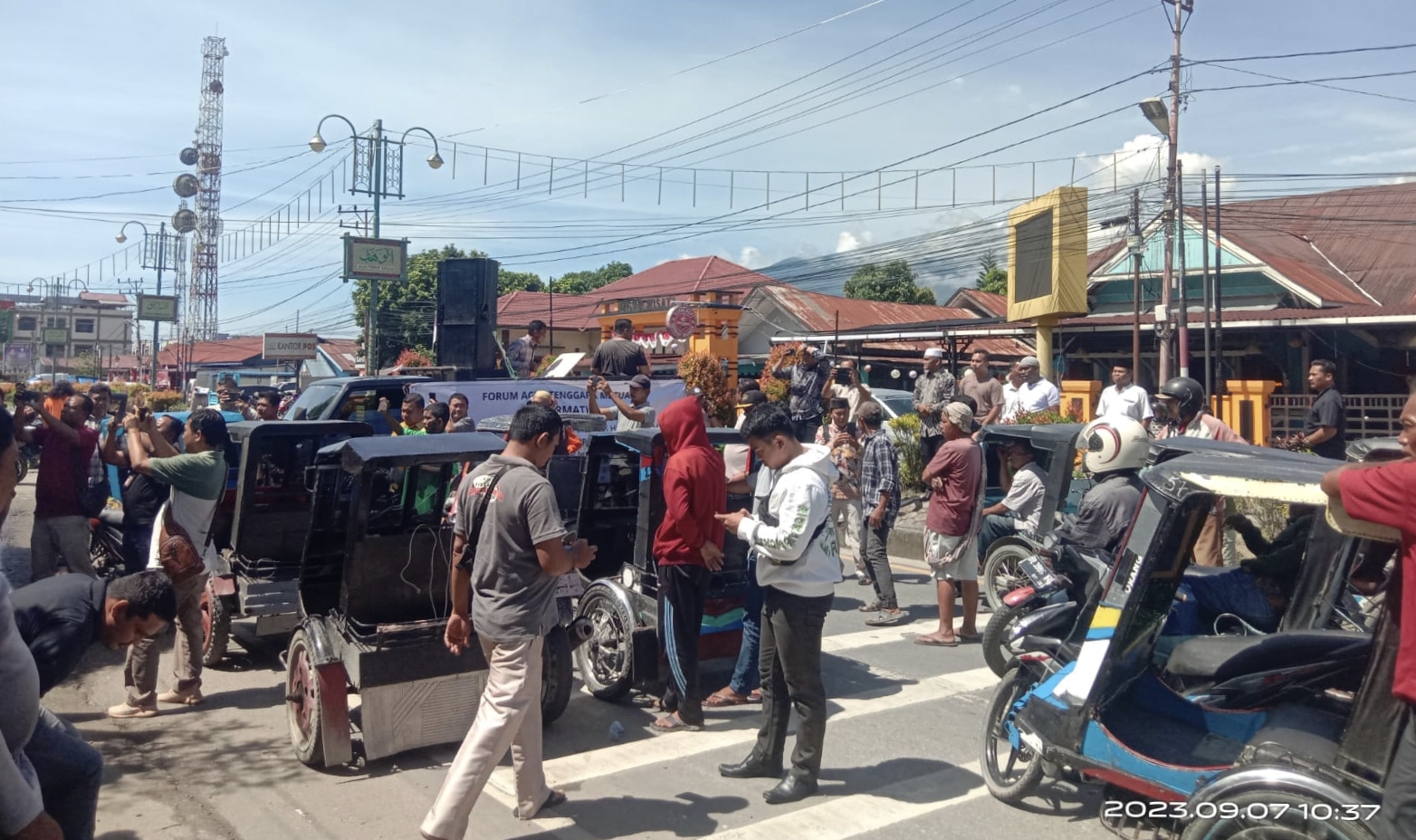 FORMAT Demo Gedung DPRK, Minta Mendagri dan PJ Gubernur Tidak Perpanjang PJ Bupati Agara