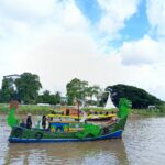 Aceh Selatan Tampil Memukau Dalam Pawai Perahu Hias PKA 8