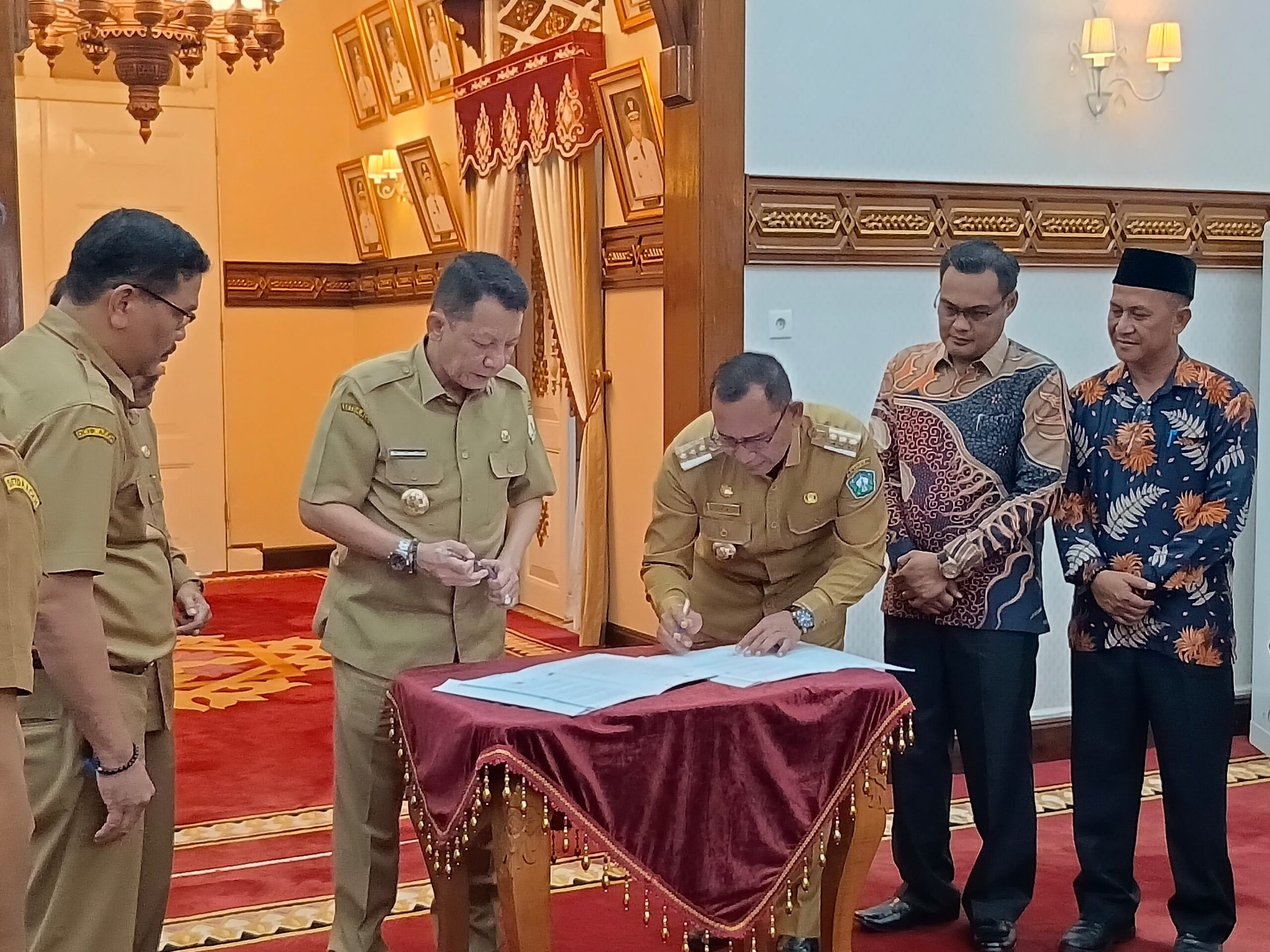 Pj. Gubernur Aceh dan Pj. Bupati Aceh Selatan Tandatangani MoU TAHURA Trumon