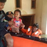 Banjir Trumon ; Satgas SAR Aceh Selatan Menurunkan Personil Untuk Membantu Evakuasi Warga Trumon