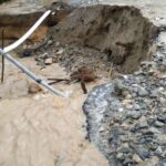 Intensitas Hujan Tinggi Jalan Desa Pulo Kedondong Nyaris Putus