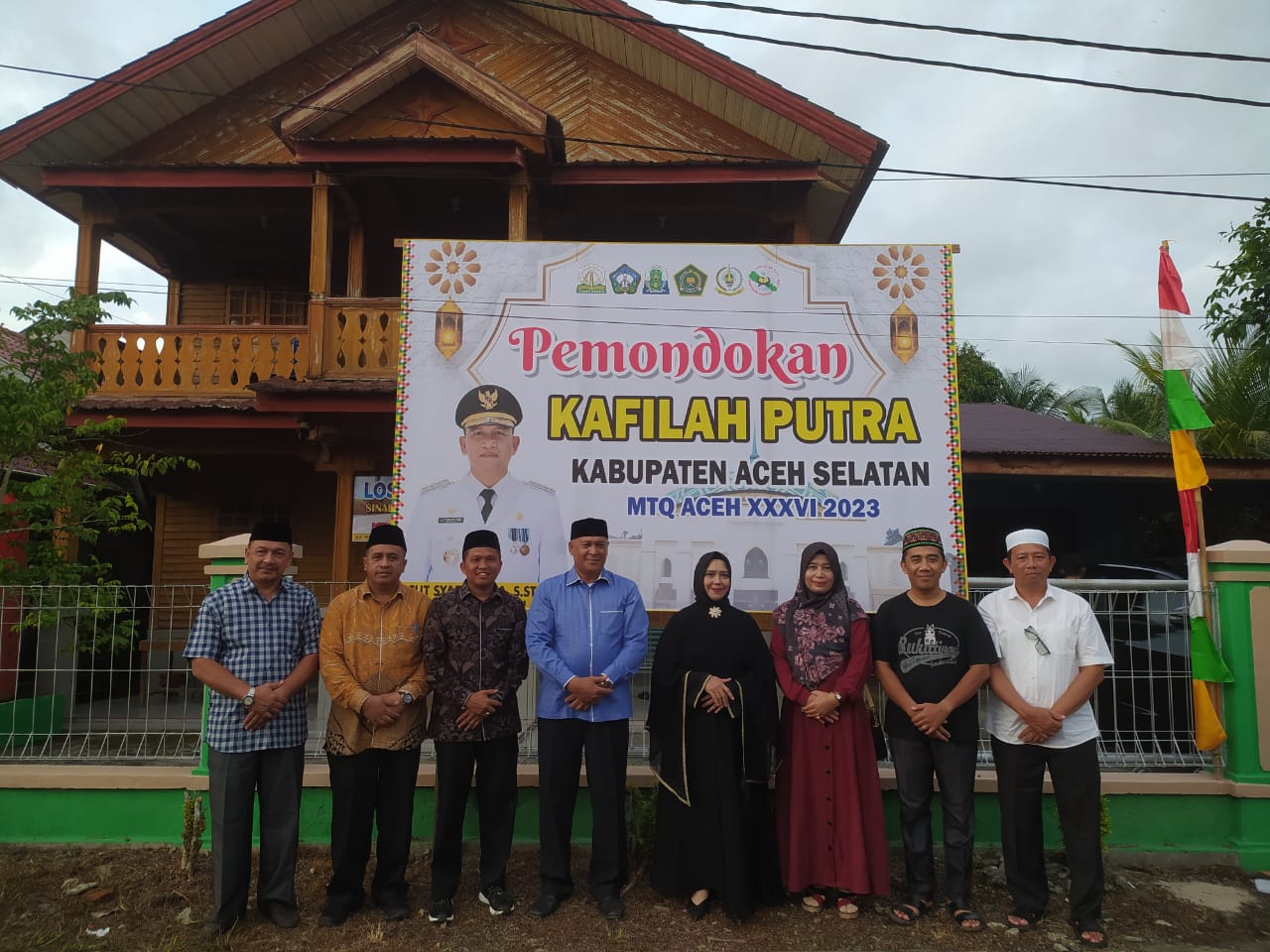 PJ. Ketua TP-PKK Kunjungi Pemondokan Kafilah Putra/Putri Aceh Selatan di Simeulue