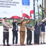 Pj Bupati Aceh Selatan Pimpin Apel Deklarasi Ikrar Netralitas ASN Pada Pemilu