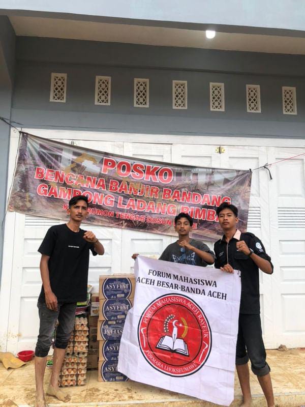 FORMARA Serahkan Bantuan Untuk Korban Banjir Bandang Trumon Aceh Selatan