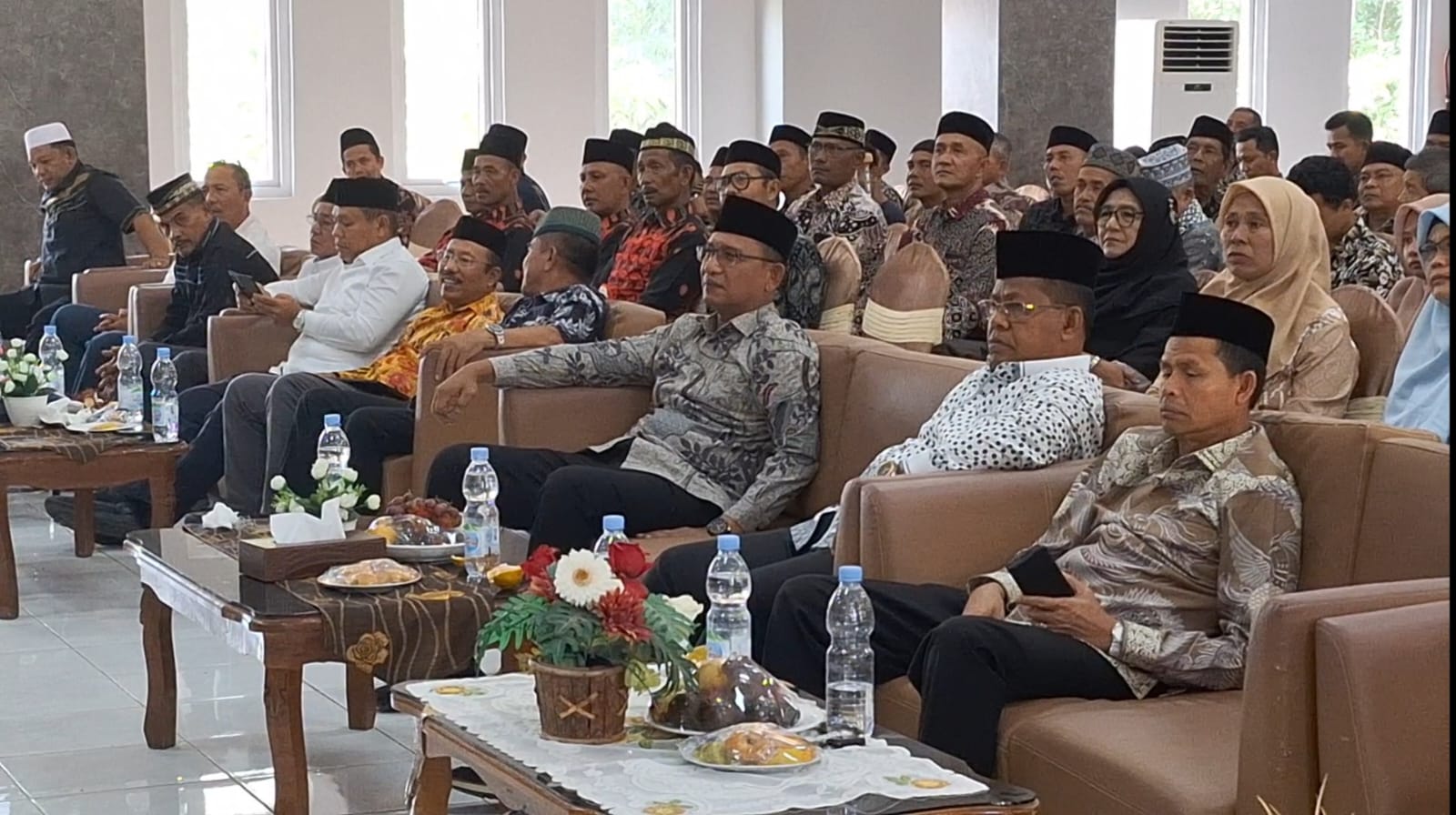 Pj. Bupati Aceh Selatan Hadiri Peringatan Maulid Nabi Besar Muhammad SAW Bersama Kawom Meukek Sepakat