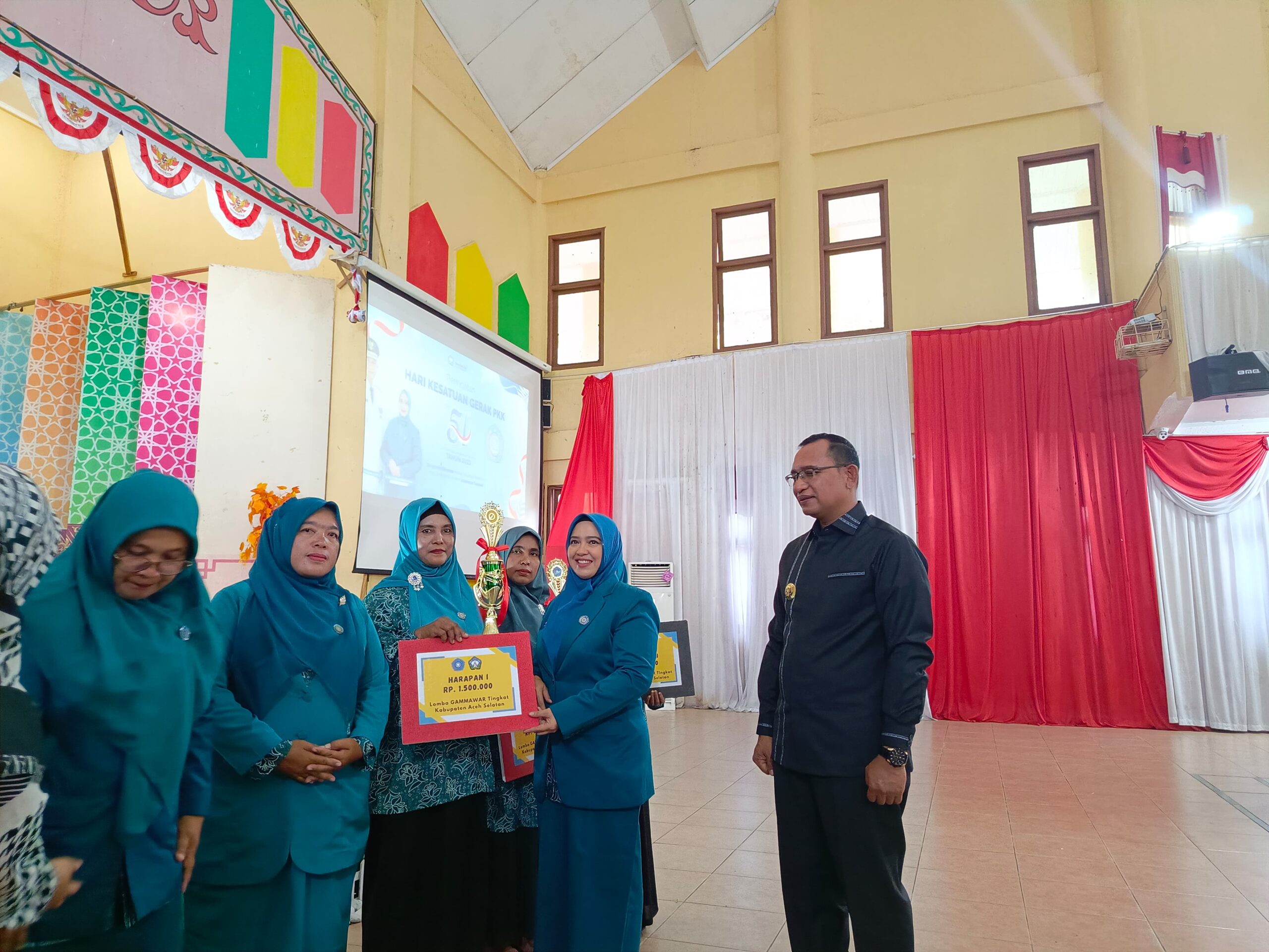 Peringatan Hari Kesatuan Gerak Pkk ke 51 Tahun 2023 Kabupaten Aceh Selatan Di Hadiri Oleh PJ Bupati