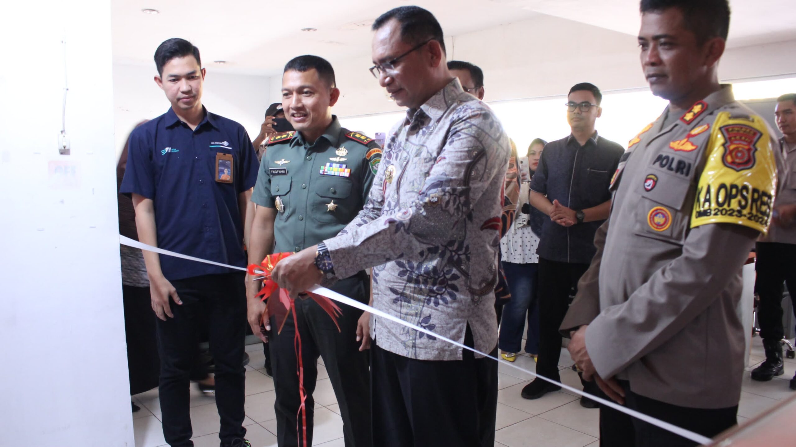 Pj Bupati Aceh Selatan Launching Bantuan Pangan Beras Tahap I Tahun 2024